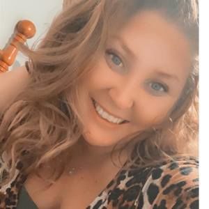 Meet your Posher, Whitney